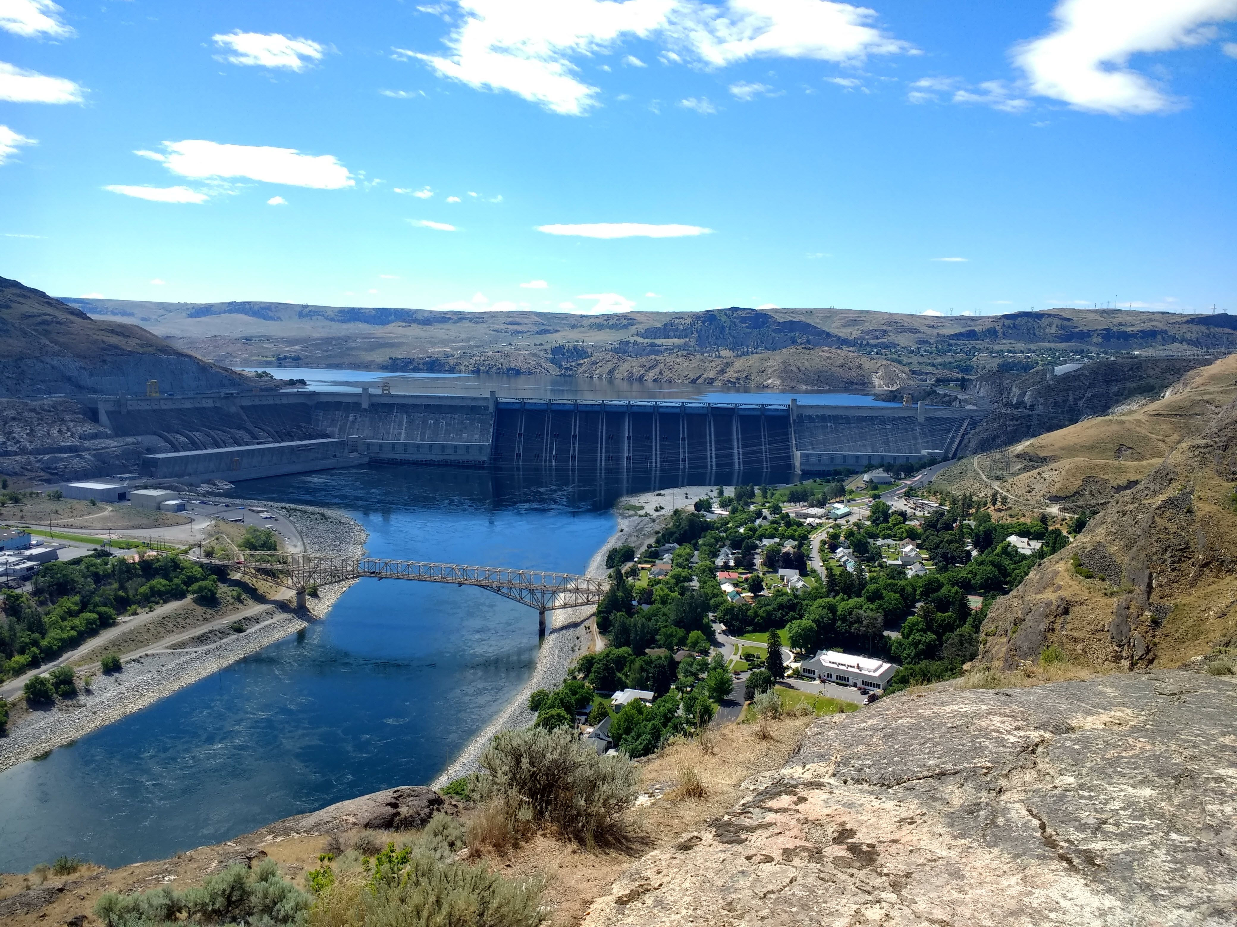 Grand Coulee Dam from Crown Point.